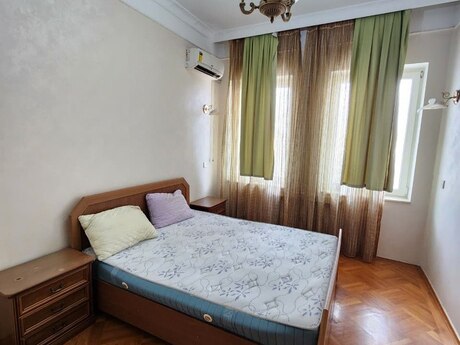 3 otaqlı köhnə tikili - Sahil m. - 110 m²