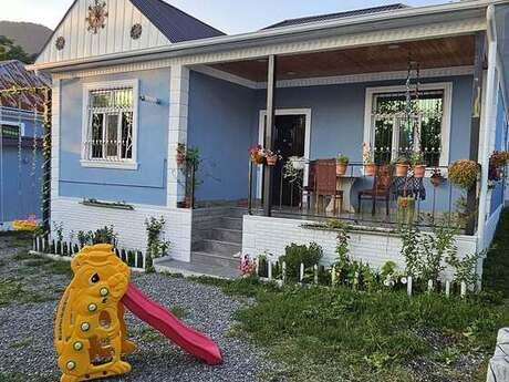 2 otaqlı həyət evi/bağ evi - Qəbələ - 120 m²