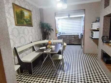 Elan №6049124 - Bakı, Yeni Günəşli q., 4 otaqlı, 100 m², 1/9 mərtəbə