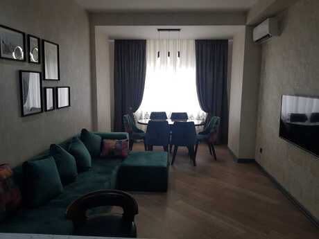 Elan №6049155 - Bakı, İçəri Şəhər m., 2 otaqlı, 74 m², 7/16 mərtəbə