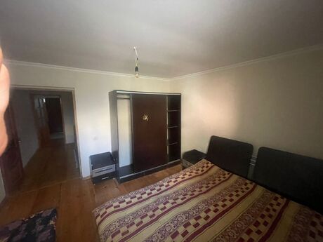 2 otaqlı həyət evi/bağ evi - M.Ə.Rəsulzadə q. - 45 m²
