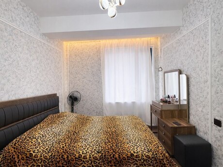 4 otaqlı yeni tikili - Binəqədi r. - 100 m²