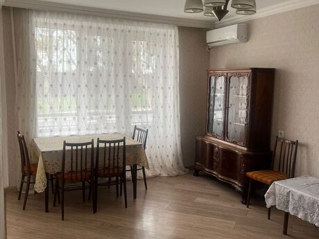 Elan №6049275 - Bakı, Nizami m., 3 otaqlı, 70 m², 2/6 mərtəbə