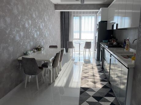 3 otaqlı yeni tikili - Həzi Aslanov m. - 107 m²