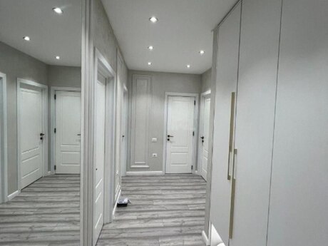 Elan №6049420 - Bakı, Gənclik m., 4 otaqlı, 80 m², 10/10 mərtəbə