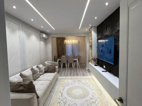 4 otaqlı köhnə tikili - Gənclik m. - 80 m²