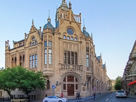 Объявление №6008322 - Баку, м. Ичеришехер, 2-комн., 60 м², 2/3 этаж