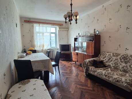 Elan №6049518 - Bakı, Yeni Yasamal q., 3 otaqlı, 80 m², 7/9 mərtəbə