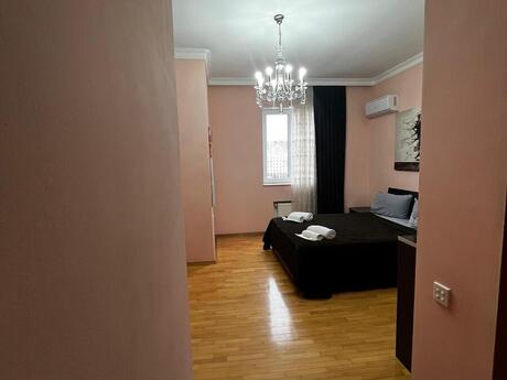 4 otaqlı yeni tikili - Sahil m. - 180 m²