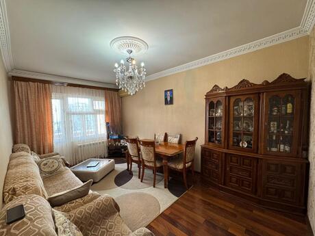 3-комн. вторичка - м. Кара Караев - 75 м²