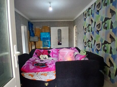 2 otaqlı köhnə tikili - Neftçilər m. - 50 m²
