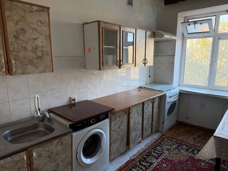 2 otaqlı köhnə tikili - Yasamal r. - 50 m²