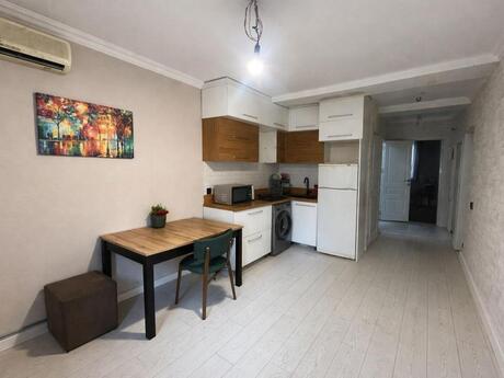 3 otaqlı köhnə tikili - Həzi Aslanov m. - 67 m²