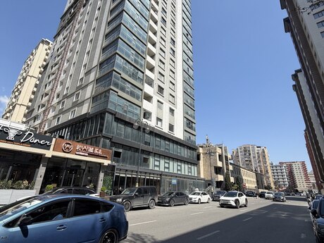 4 otaqlı yeni tikili - Şah İsmayıl Xətai m. - 184 m²
