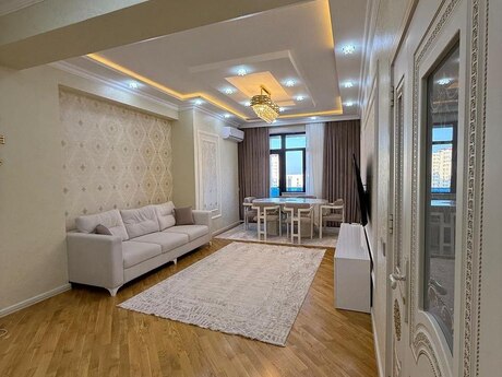2-комн. новостройка - м. Кара Караев - 90 м²