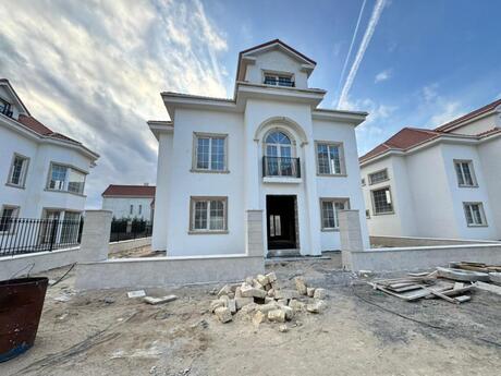 9 otaqlı həyət evi/bağ evi - Sea Breeze q. - 380 m²