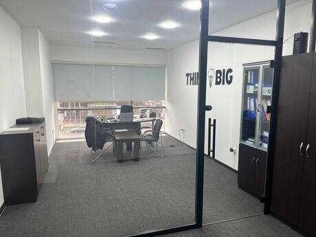 10 otaqlı ofis - Şah İsmayıl Xətai m. - 440 m²