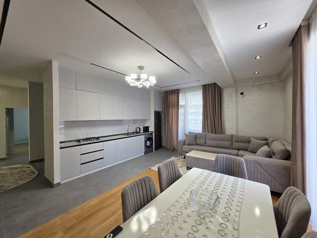 3 otaqlı yeni tikili - Şah İsmayıl Xətai m. - 100 m²