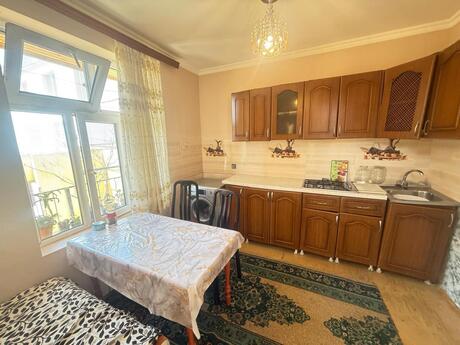 3 otaqlı həyət evi/bağ evi - Xətai r. - 80 m²