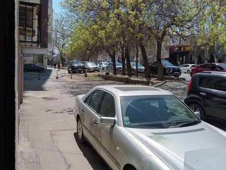 Obyekt - Elmlər Akademiyası m. - 50 m²