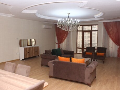 4 otaqlı yeni tikili - Nəsimi r. - 216 m²