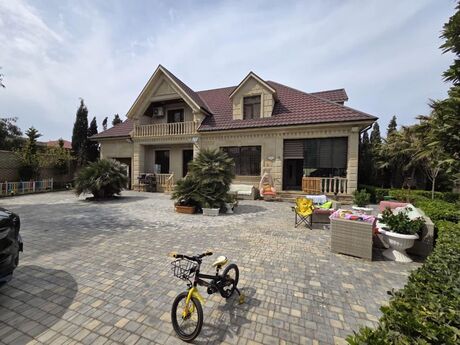 5 otaqlı həyət evi/bağ evi - Şüvəlan q. - 400 m²
