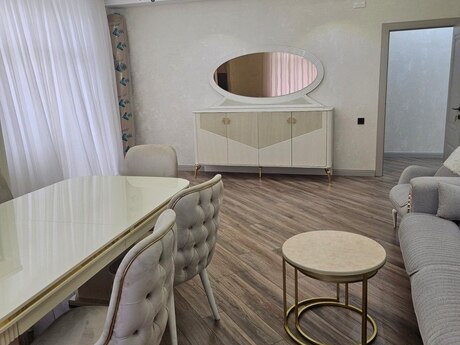 3 otaqlı yeni tikili - 28 May m. - 160 m²