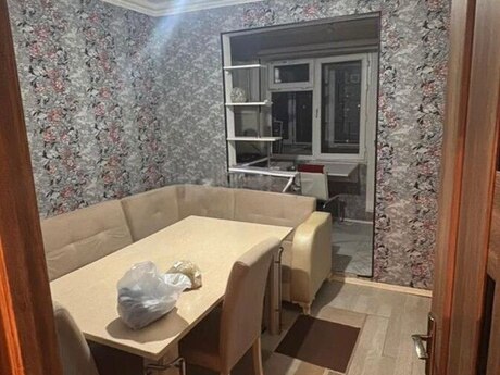 2 otaqlı köhnə tikili - Xalqlar Dostluğu m. - 60 m²