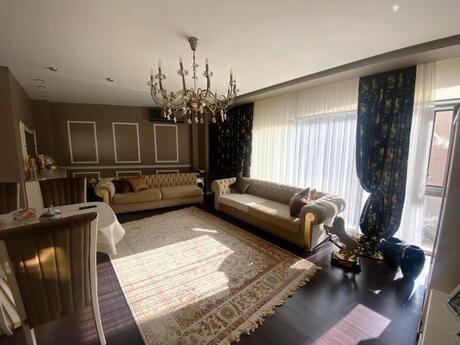 4 otaqlı yeni tikili - Elmlər Akademiyası m. - 170 m²