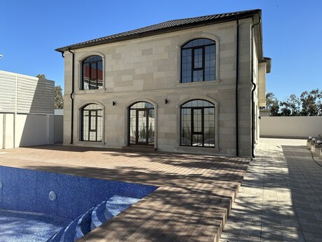 7 otaqlı həyət evi/bağ evi - Mərdəkan q. - 340 m²