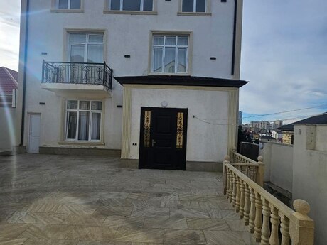 5 otaqlı həyət evi/bağ evi - Badamdar q. - 480 m²
