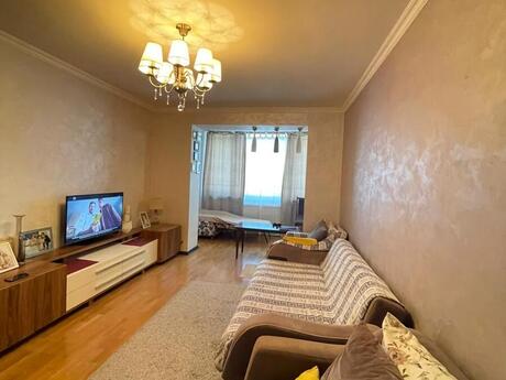 2 otaqlı köhnə tikili - İnşaatçılar m. - 60 m²