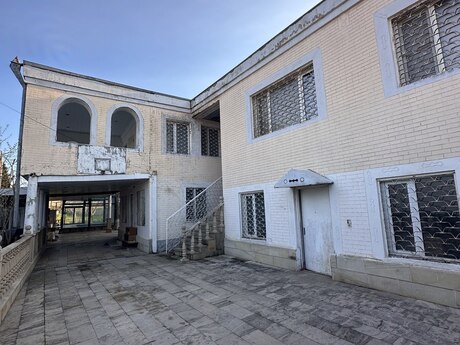 6-комн. дом/дача - пос. Мардакан - 308 м²
