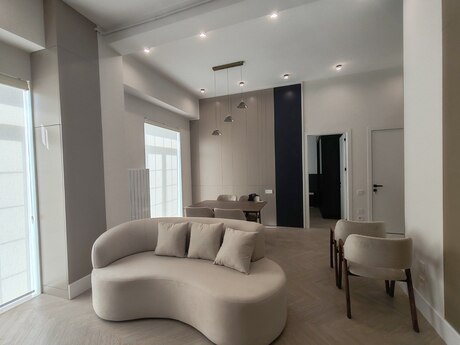 2-room apartment for rent, 61 m², Ağ şəhər: 2 100 ₼/mo 2
