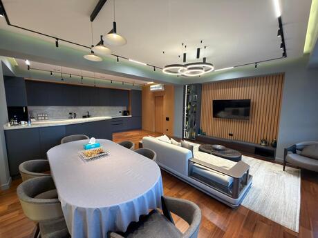 4 otaqlı yeni tikili - İçəri Şəhər m. - 163 m²