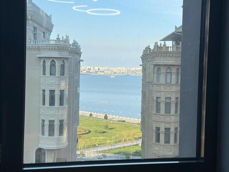 4 otaqlı yeni tikili - İçəri Şəhər m. - 163 m²