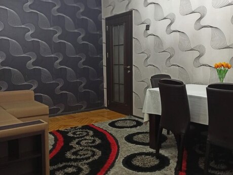 2 otaqlı köhnə tikili - Nizami m. - 65 m²