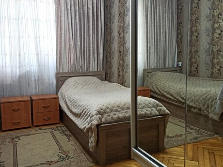 2 otaqlı köhnə tikili - Nizami m. - 65 m²