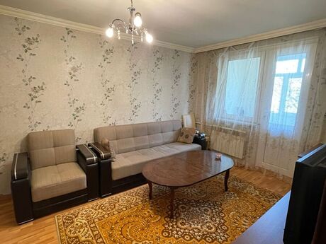 2 otaqlı köhnə tikili - 28 May m. - 50 m²