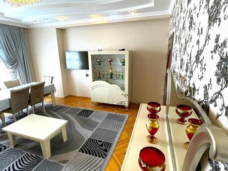 2 otaqlı yeni tikili - Neftçilər m. - 96 m²