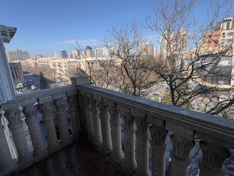 Объявление №6050278 - Баку, м. Элмляр Академиясы, 2-комн., 60 м², 5/5 этаж