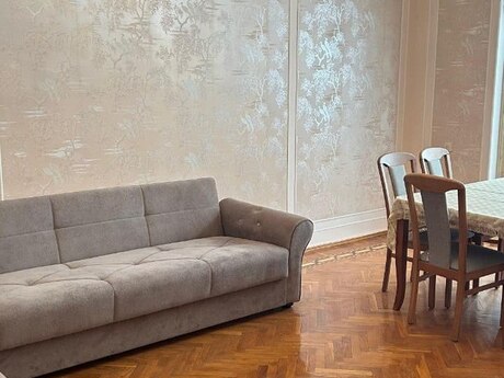 3 otaqlı köhnə tikili - Nəriman Nərimanov m. - 90 m²