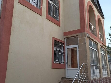 Elan №6050324 - Bakı, Qaraçuxur q., 8 otaqlı, 400 m²