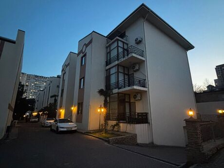 Elan №6050345 - Bakı, 20 Yanvar m., 6 otaqlı, 340 m²