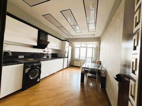 2-комн. новостройка - Сабаильский р. - 120 м²