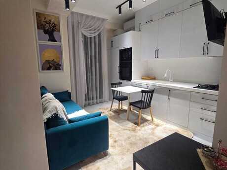 2-комн. новостройка - м. Кара Караев - 42 м²