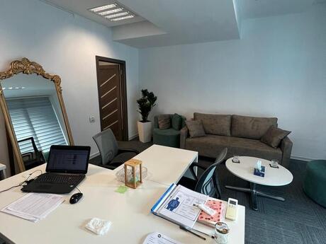 3 otaqlı ofis - Şah İsmayıl Xətai m. - 100 m²