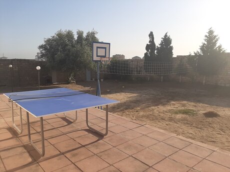 5 otaqlı həyət evi/bağ evi - Pirşağı q. - 200 m²