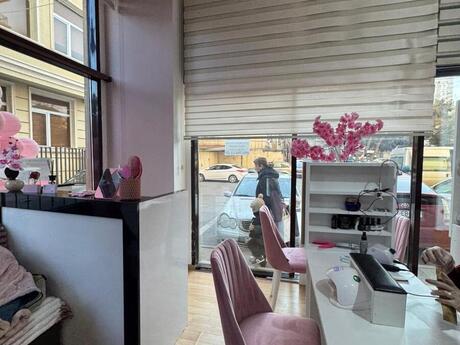 Obyekt - İnşaatçılar m. - 34 m²