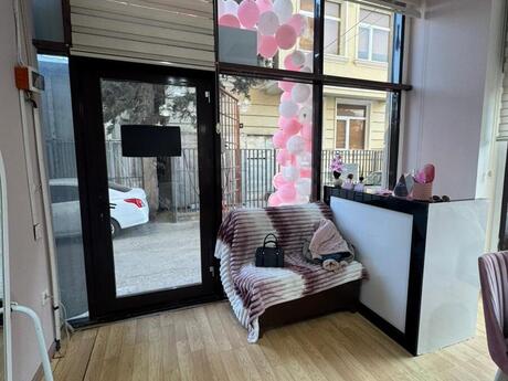 Obyekt - İnşaatçılar m. - 34 m²